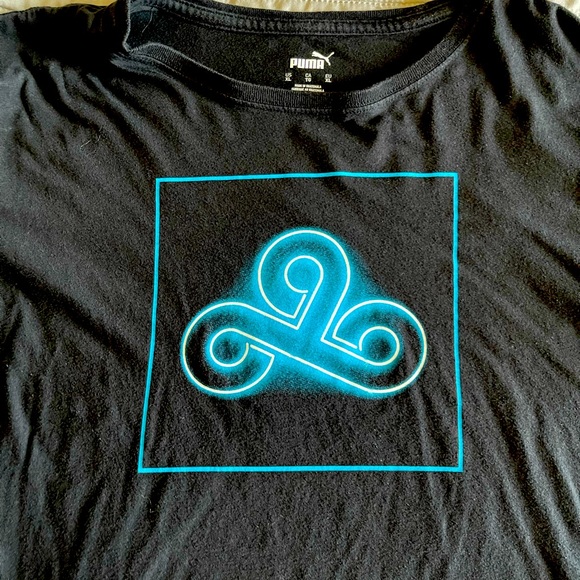 Puma Cloud 9 Womens T Shirt Gently Used - Picture 6 of 6